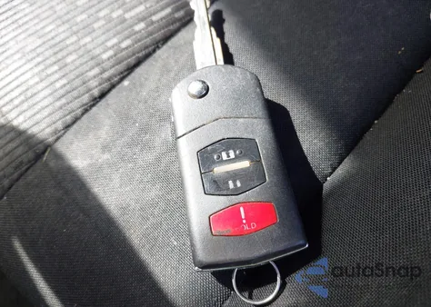 2012 Mazda Mazda5 Sport z USA, uszkodzony, nr VIN JM1CW2BL6C0134711